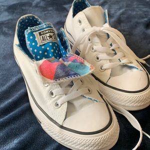 Converse size 8 white with colorful flap